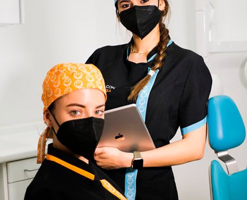 Uniformes SmySecret Odontologia y tratamientos dentales